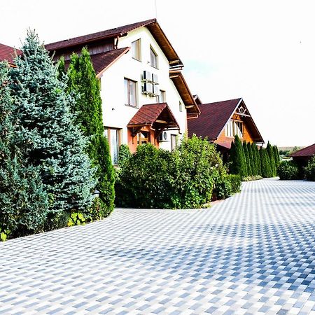 فندق Mihai Viteazu في  Casa Moteasca المظهر الخارجي الصورة